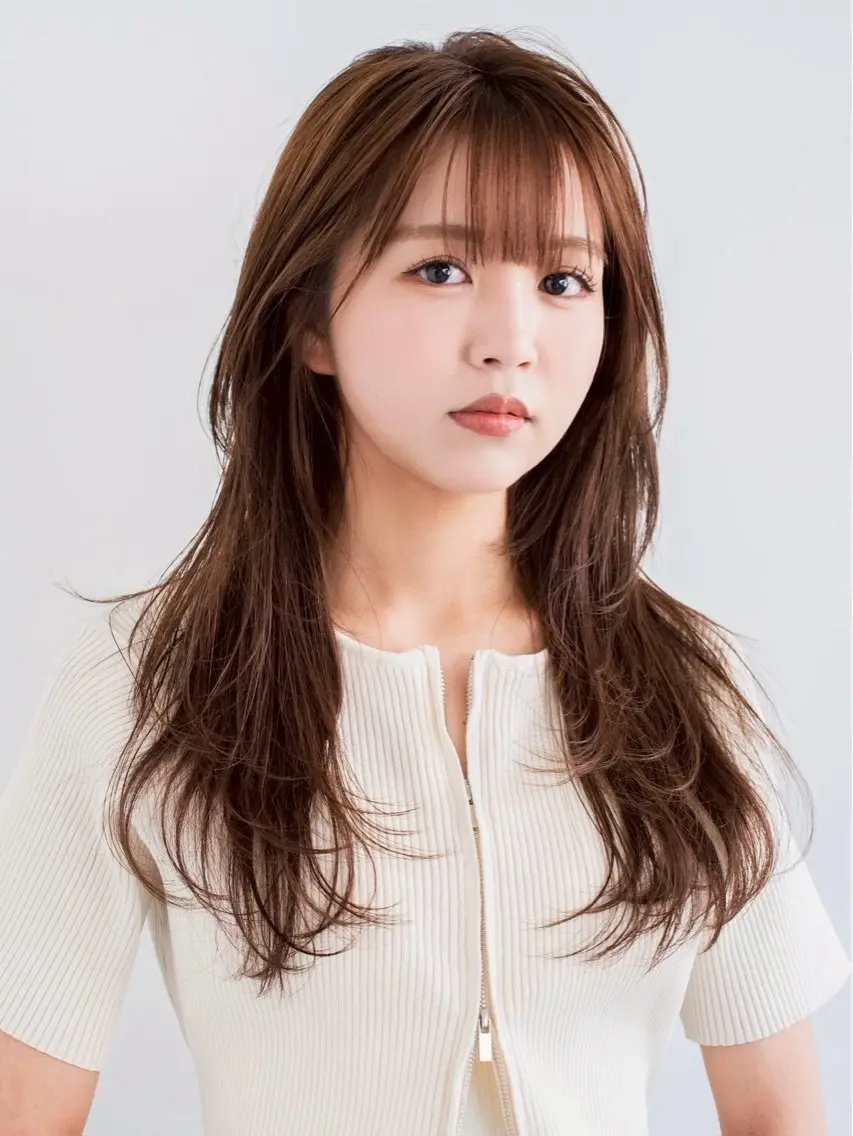 ロング 宮田 眞咲のヘアスタイル
