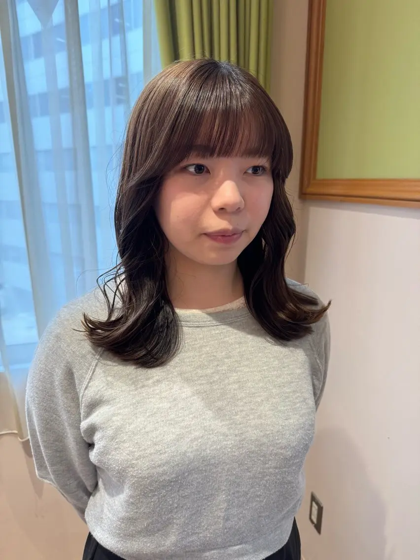 セミロング haruna🐈🎀 / Lita 4Fのヘアスタイル