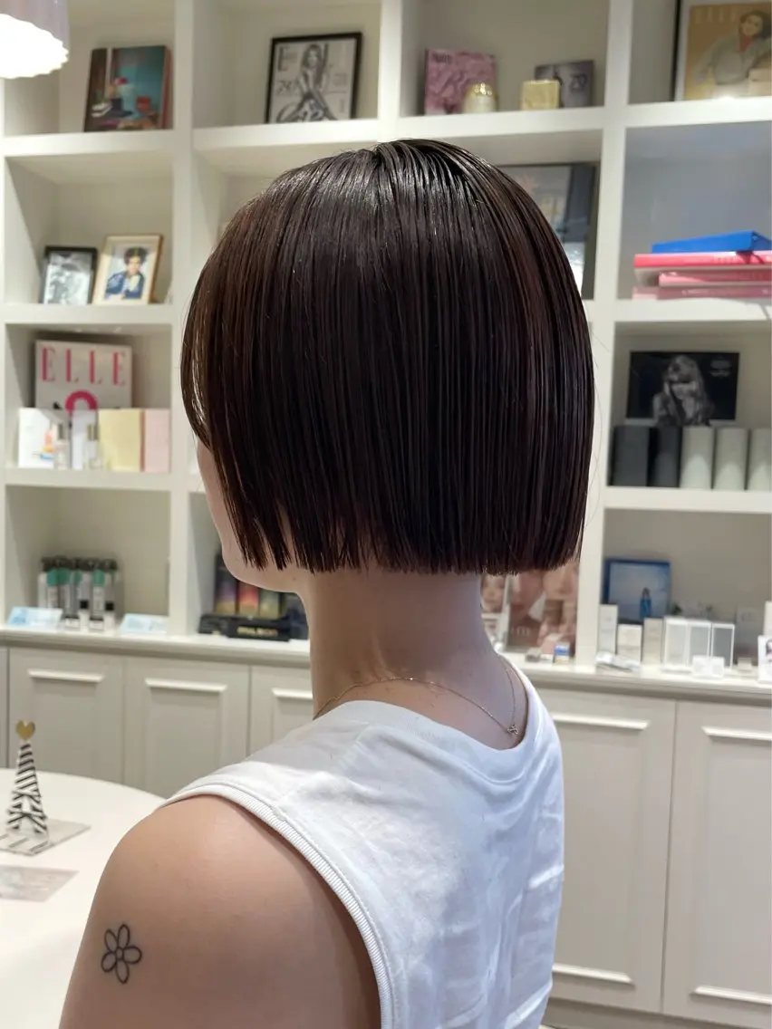 ショート カラー カット ヘアカラー トリートメント サエ/ レイヤー/パーマのヘアスタイル