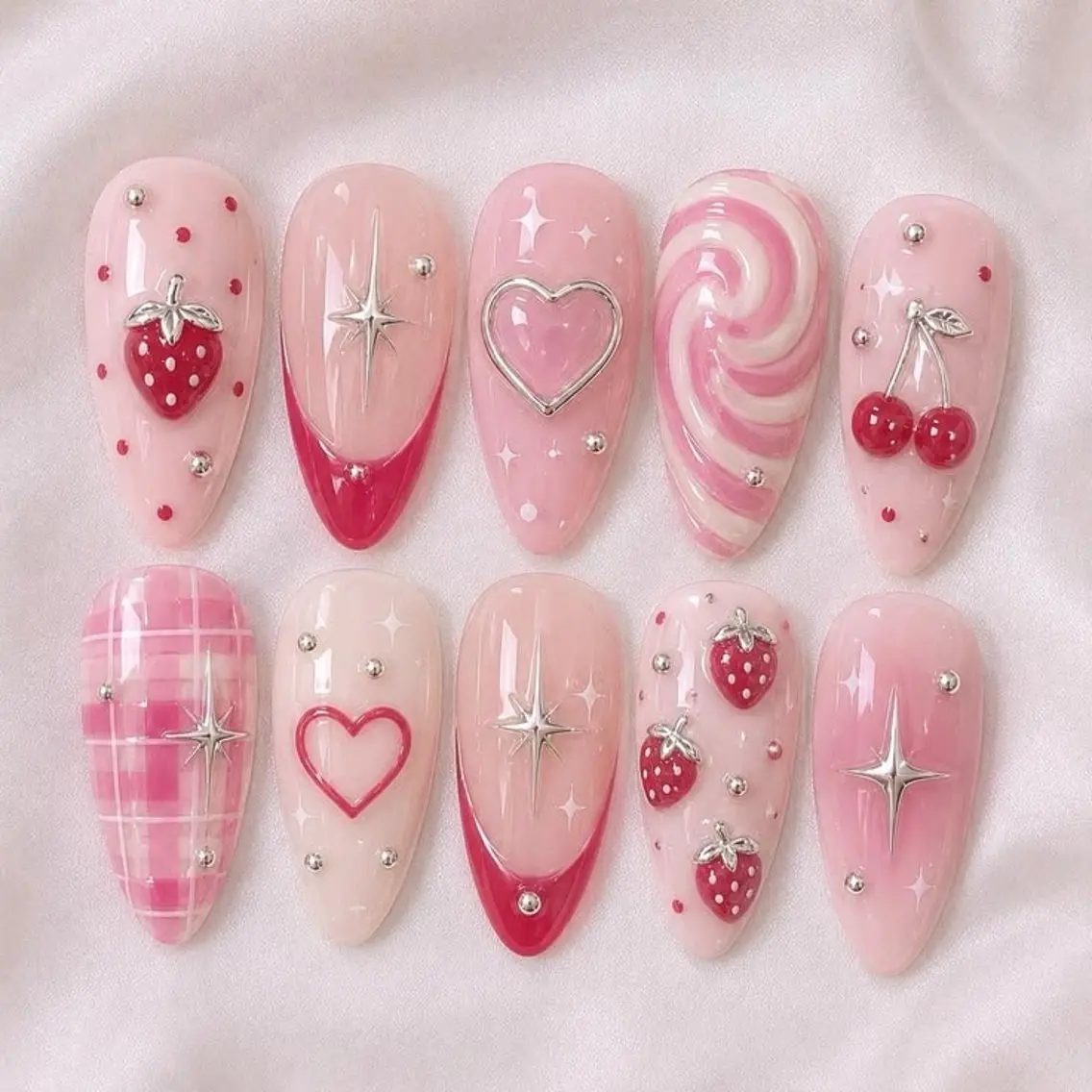 ネイル フラワーネイル ジェルネイル キラキラネイル 韓国ネイル マグネットネイル ハンドネイル ハンドケア Blingg NailStudioのネイルデザイン