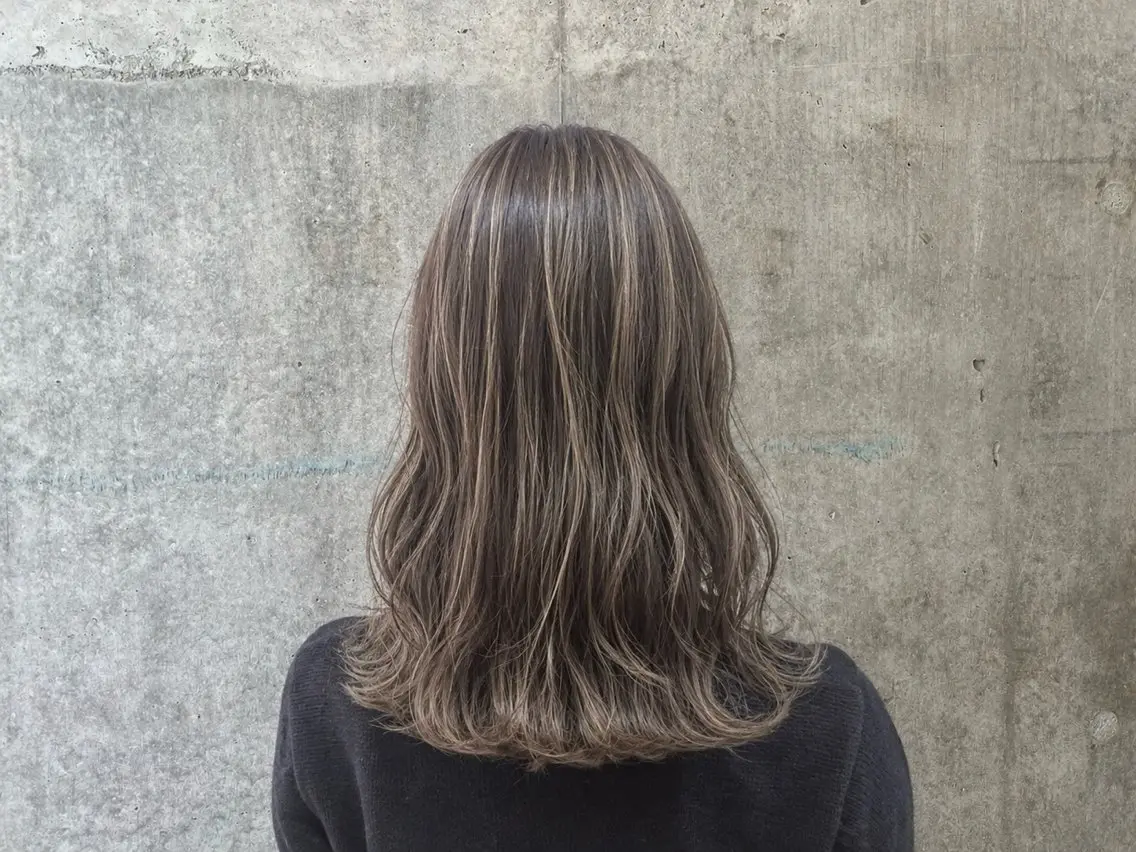 セミロング カラー ヘアカラー トリートメント 蓮見友里 PiSTA/portのヘアスタイル