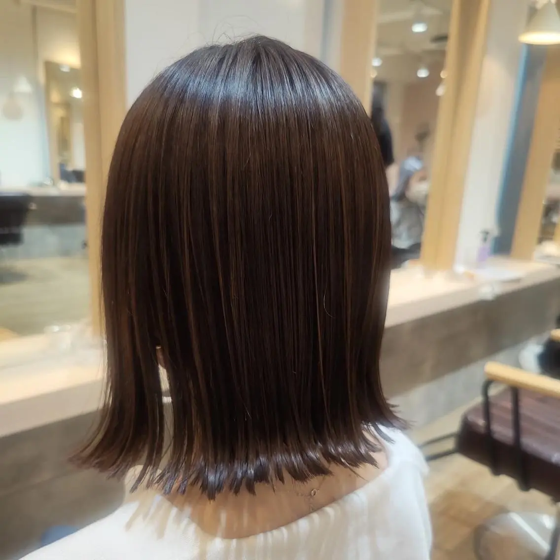 ミディアム カット 暖色 /シマダアミのヘアスタイル