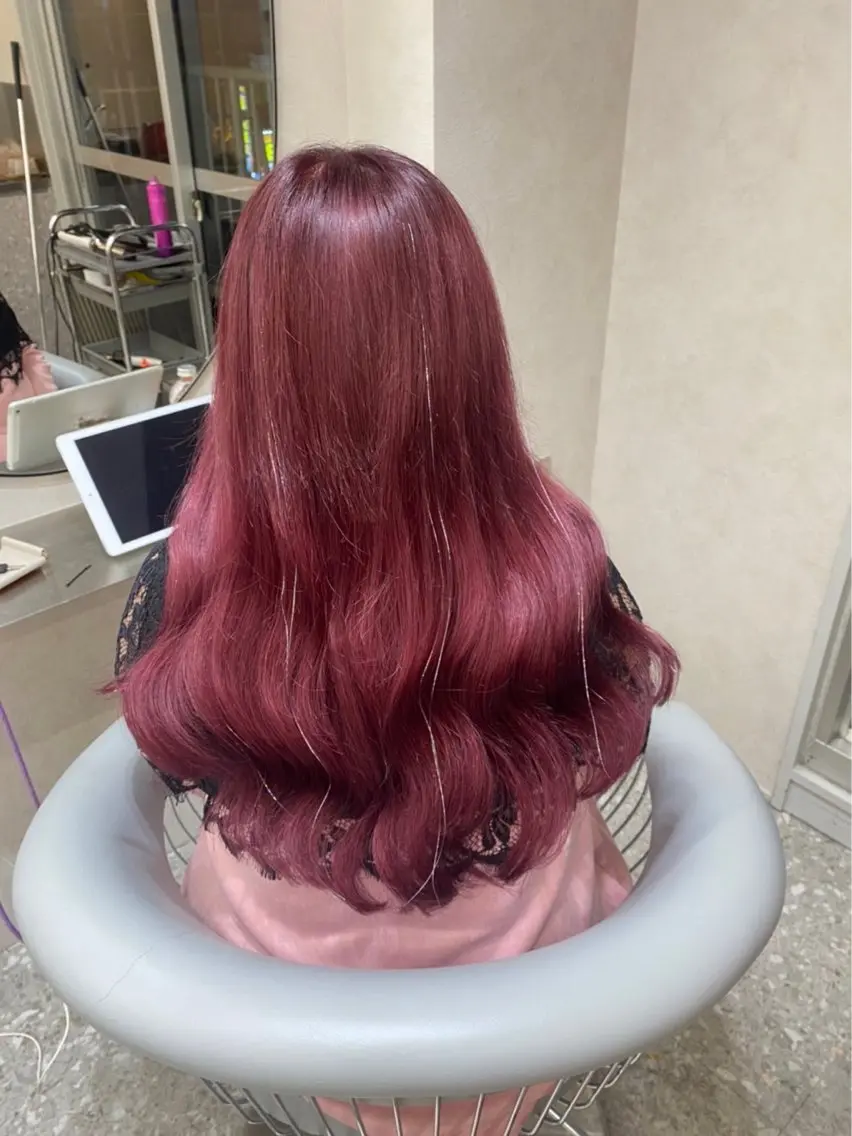 ロング カラー ベージュカラー ブリーチ ブラウンカラー ケアブリーチ チョコレートブラウン カット ヘアカラー エクステ 新宿/韓国ヘア 中明度カラー/かやのヘアスタイル