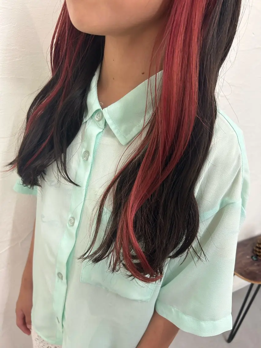 ロング カラー ブリーチ ピンクカラー 学生 Sugarlu 吉田 晴香のヘアスタイル