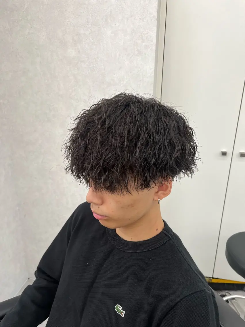ショート パーマ ヘアアレンジ メンズ メンズパーマ ツイストスパイラルパーマ スパイラルパーマ 齊藤 大地のヘアスタイル
