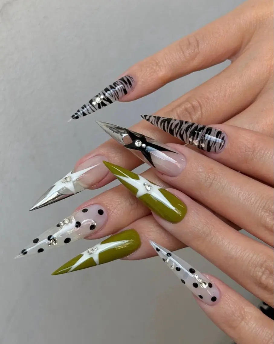 ネイル ハンドネイル NiJi Nailsのネイルデザイン