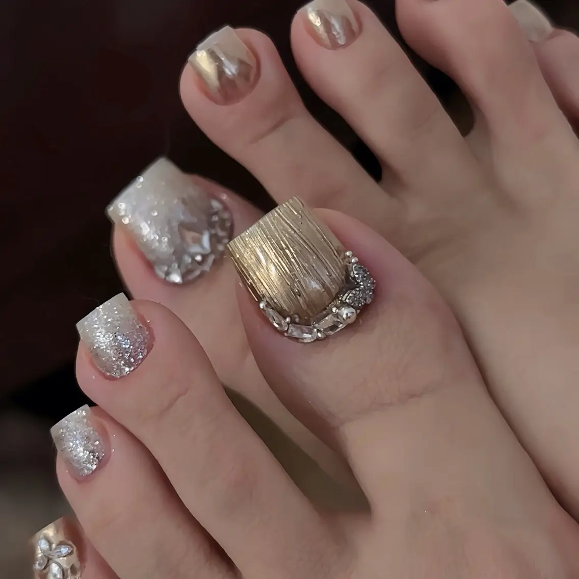 ネイル オーロラネイル 長さ出し フラッシュネイル フレンチネイル ジェルネイル フットネイル ハンドケア CiCi NailSalonのネイルデザイン