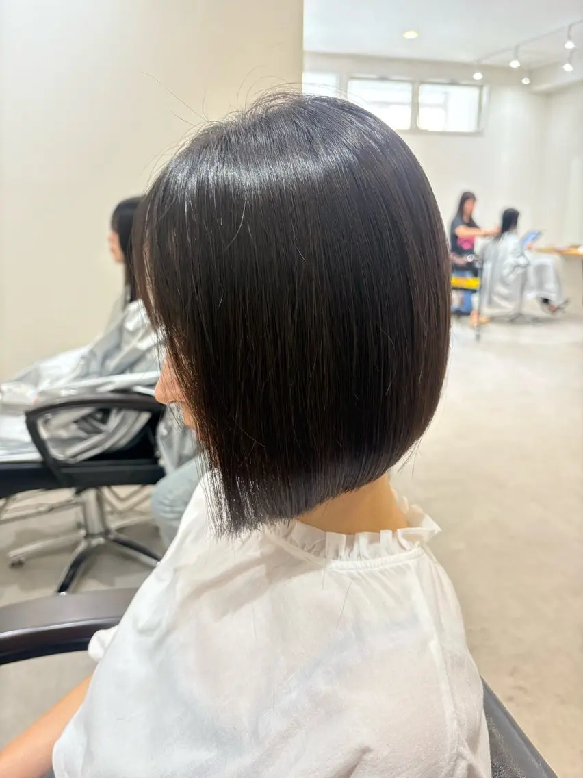 ミディアム 佐藤 葉月のヘアスタイル