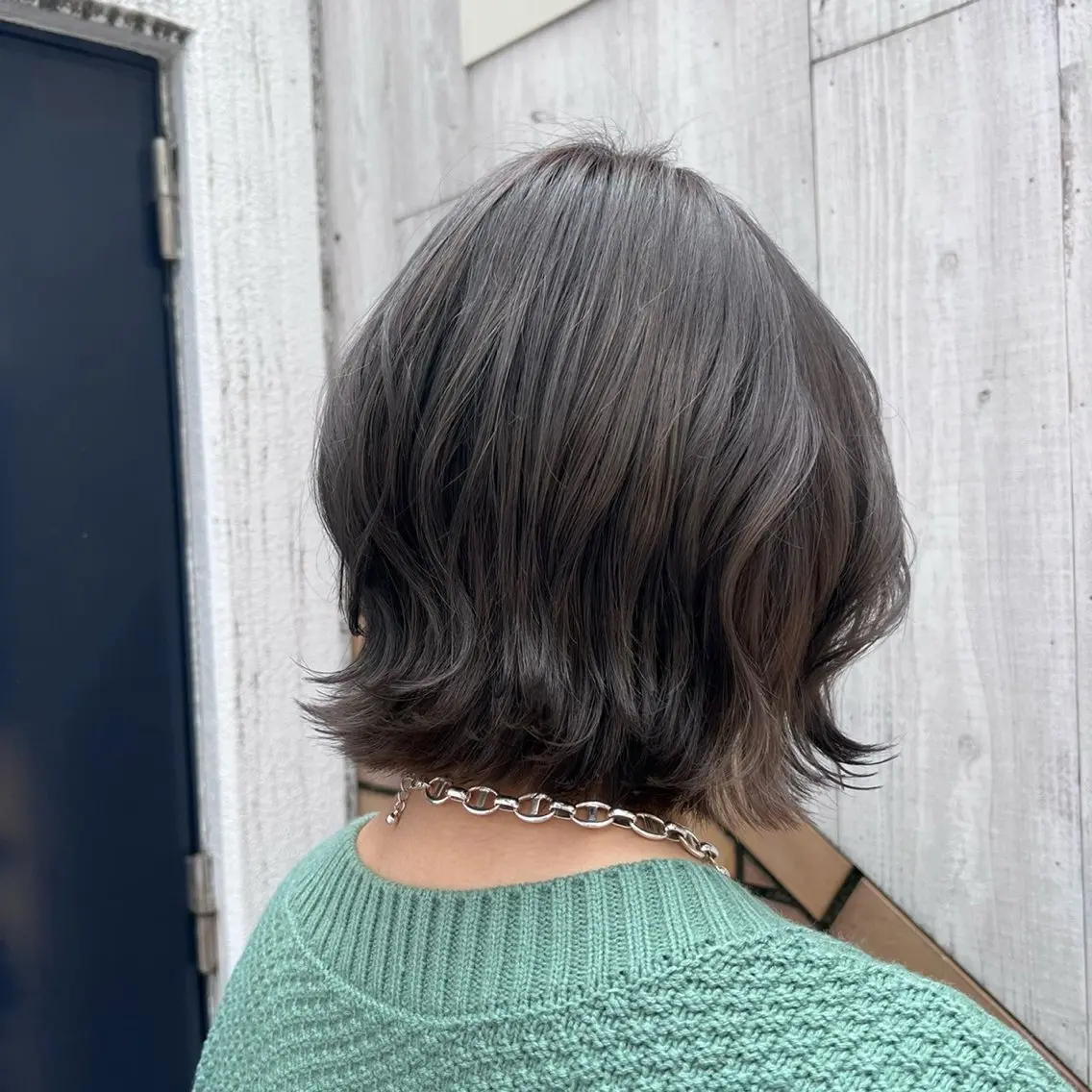 ショート カラー カット ヘアカラー トリートメント 山本美月♥️艶カラー 🐻暖色カラー♥️のヘアスタイル