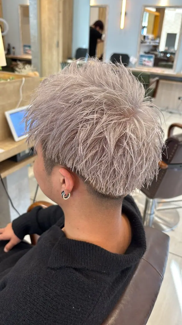 カラー メンズ ヘアカラー トリートメント 温水 愛華のヘアスタイル