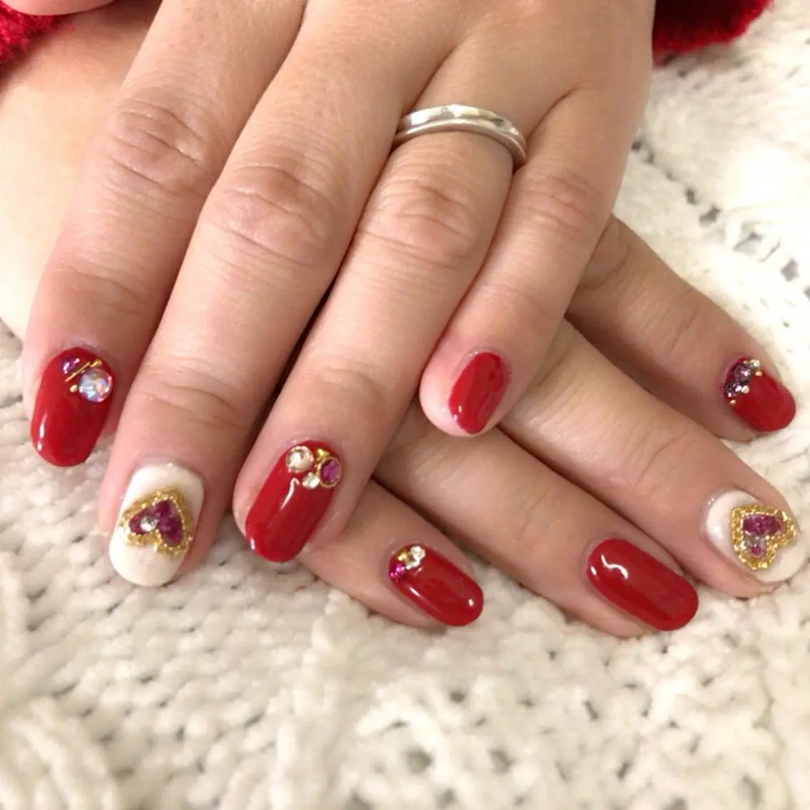 ネイル キラキラネイル 冬ネイル クリスマス Hashimoto .のエステ・リラクイメージ