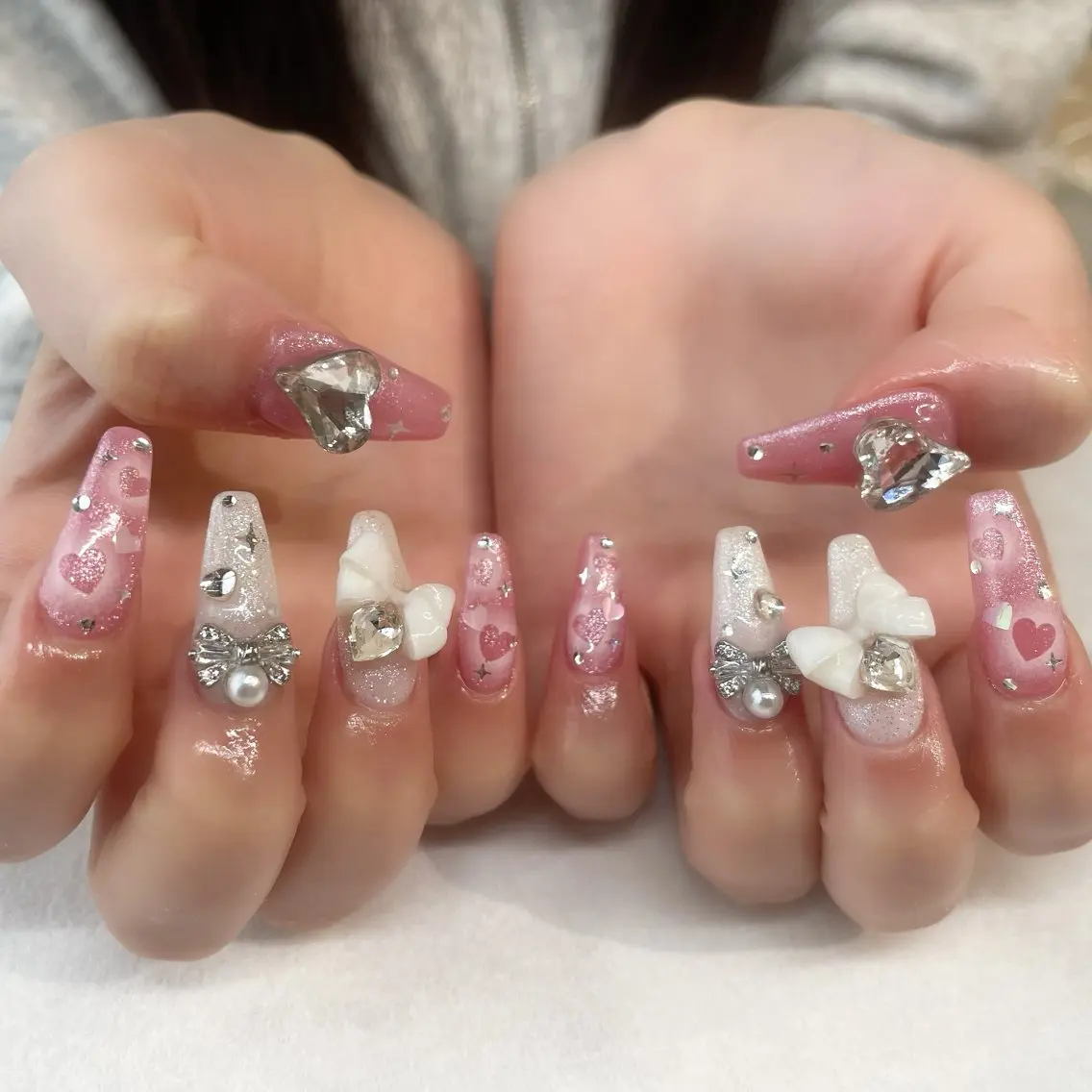 ネイル ハンドネイル 💎🐰 saki. m 🐰💎のネイルデザイン