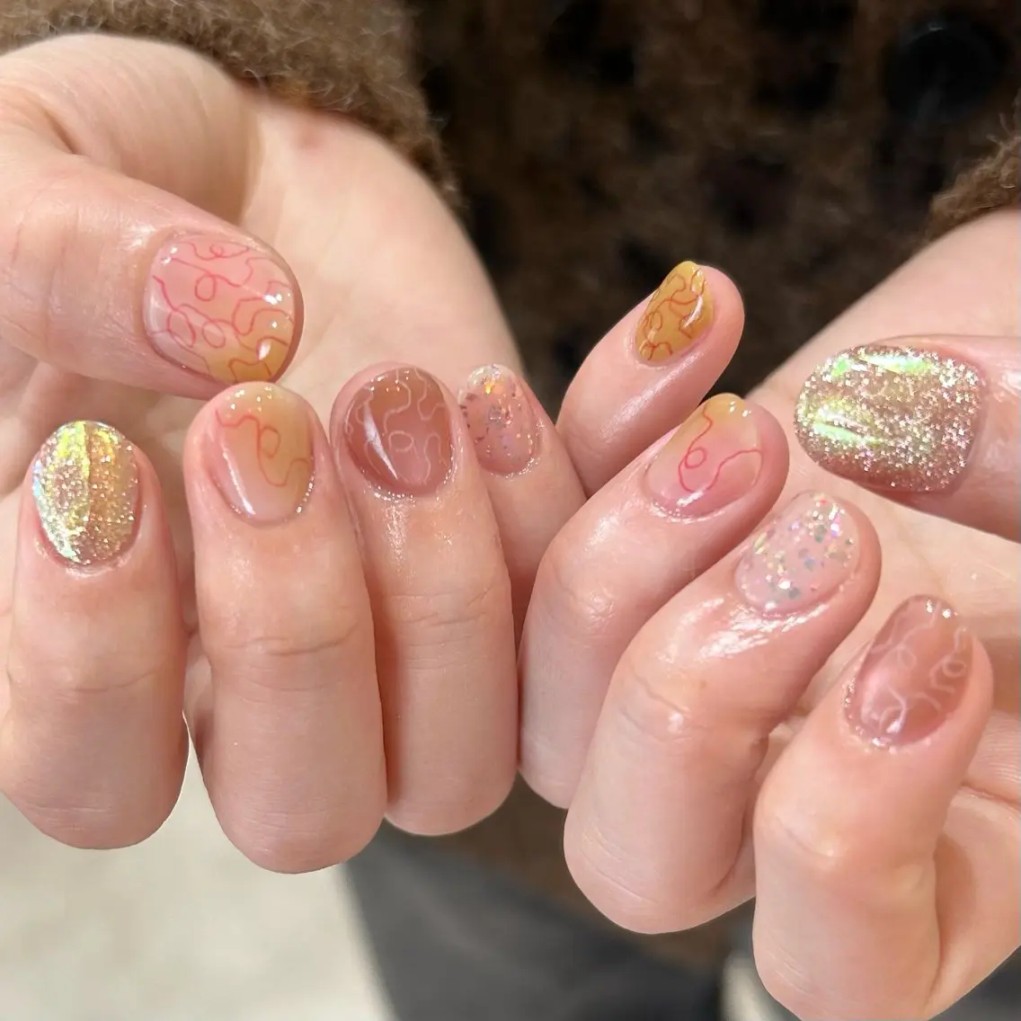 ネイル オーロラネイル ジェルネイル 氷ネイル・うるうるネイル マグネットネイル ミラーネイル ハンドネイル shio ♡ 6/9空きありのネイルデザイン
