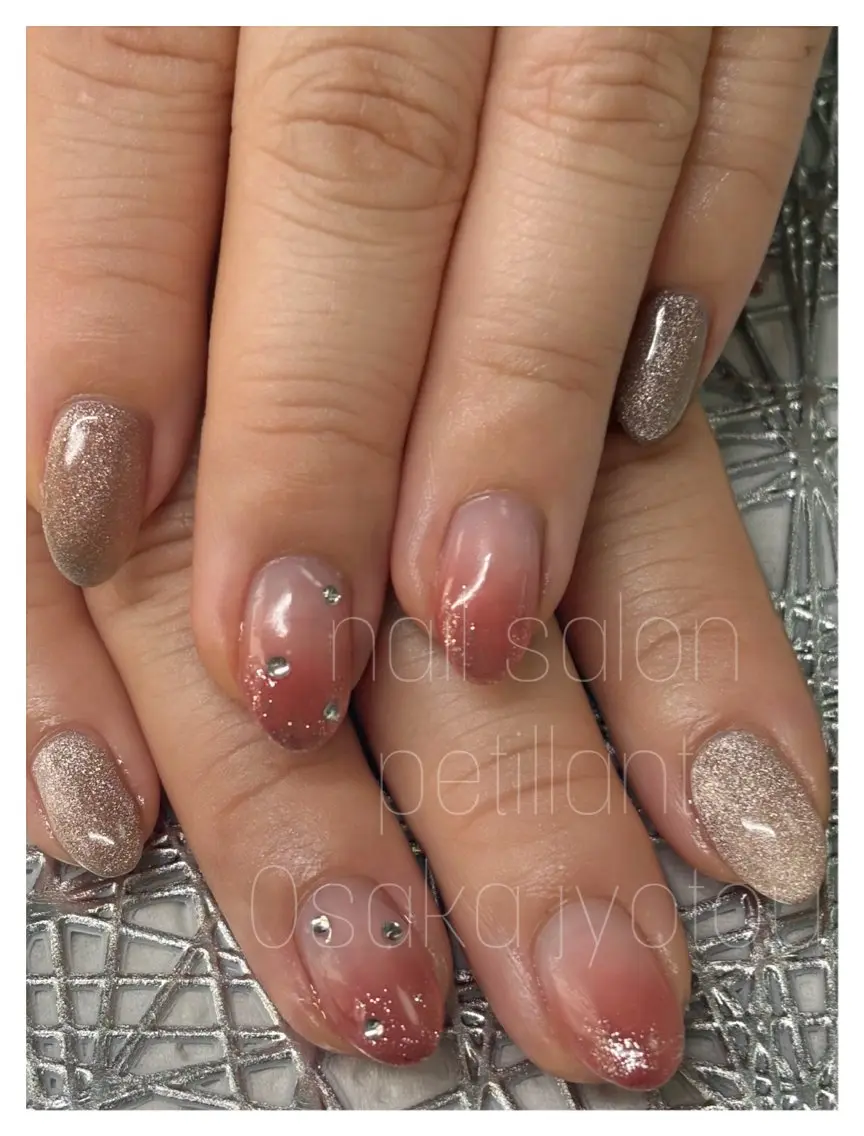 ネイル グラデーション 持ち込み nail salon petillantのネイルデザイン
