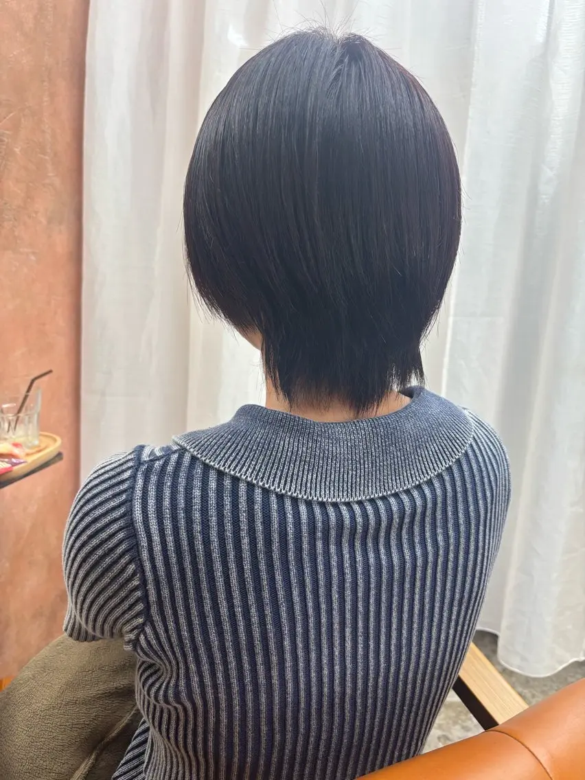 ヘアカラー 大本 涼風のヘアスタイル