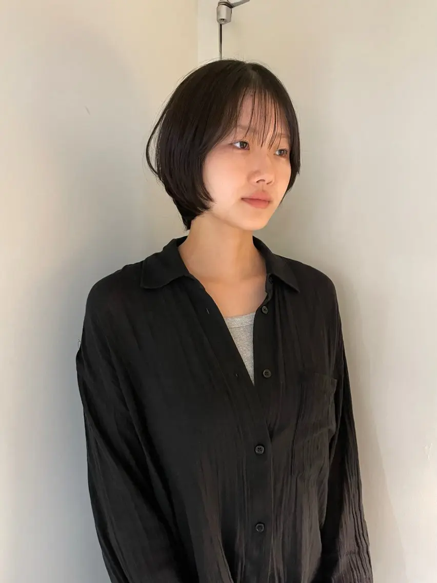 ショート カラー パーマ 似合わせカット ショートヘア 艶カラー／ラフボブ 🪶表参道／remiのヘアスタイル
