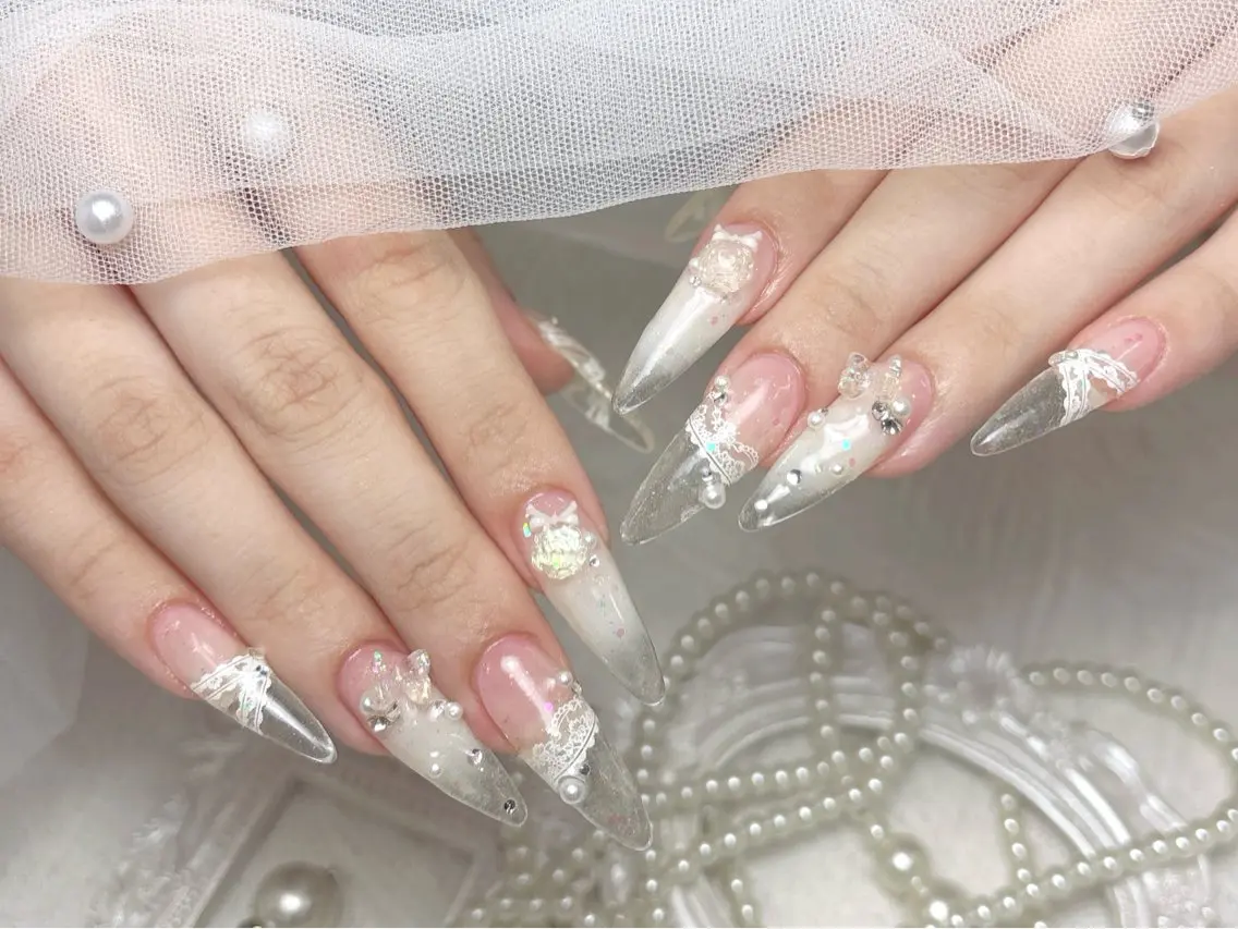 ネイル ジェルネイル 韓国ネイル マグネットネイル 持ち込み ワンカラーネイル ハンドネイル ハンドケア R1🎀Nail💕 池袋東口店のネイルデザイン