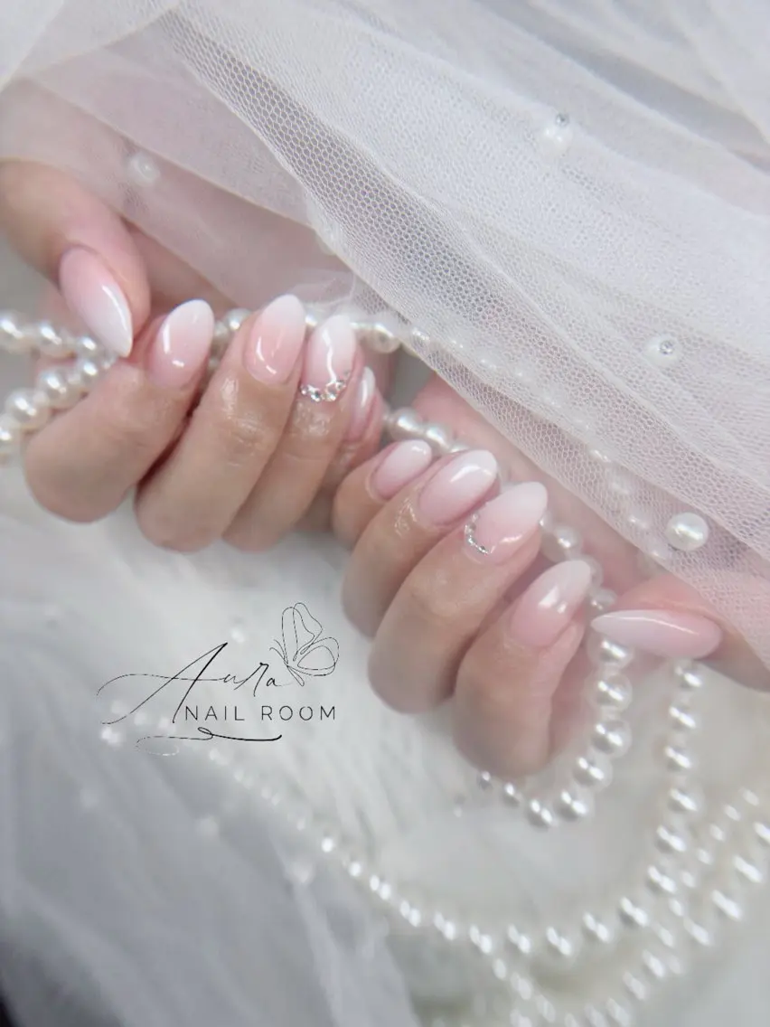 ネイル Aura Nail Roomのネイルデザイン