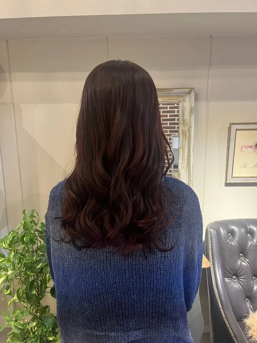 カラー レッドカラー ヘアカラー トリートメント イイダ ヒナのヘアスタイル