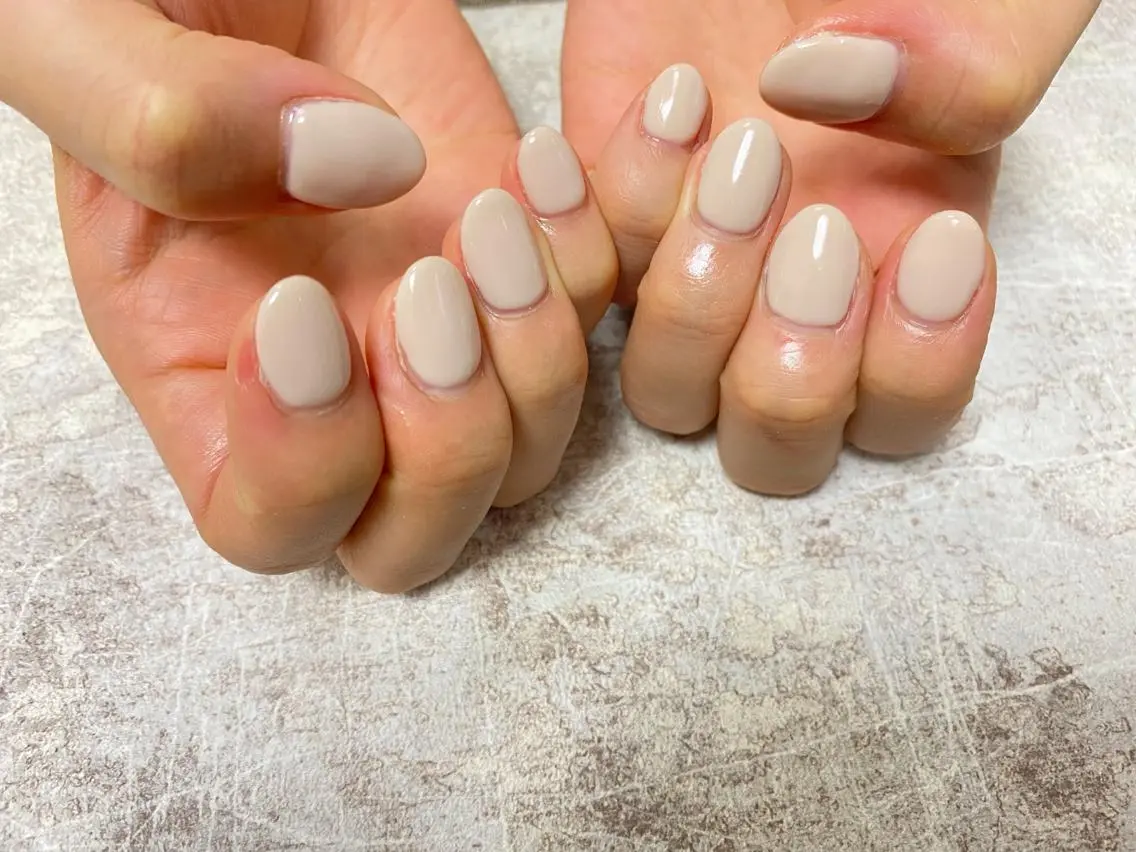 ネイル ワンカラーネイル ハンドネイル mogunail &blowのネイルデザイン