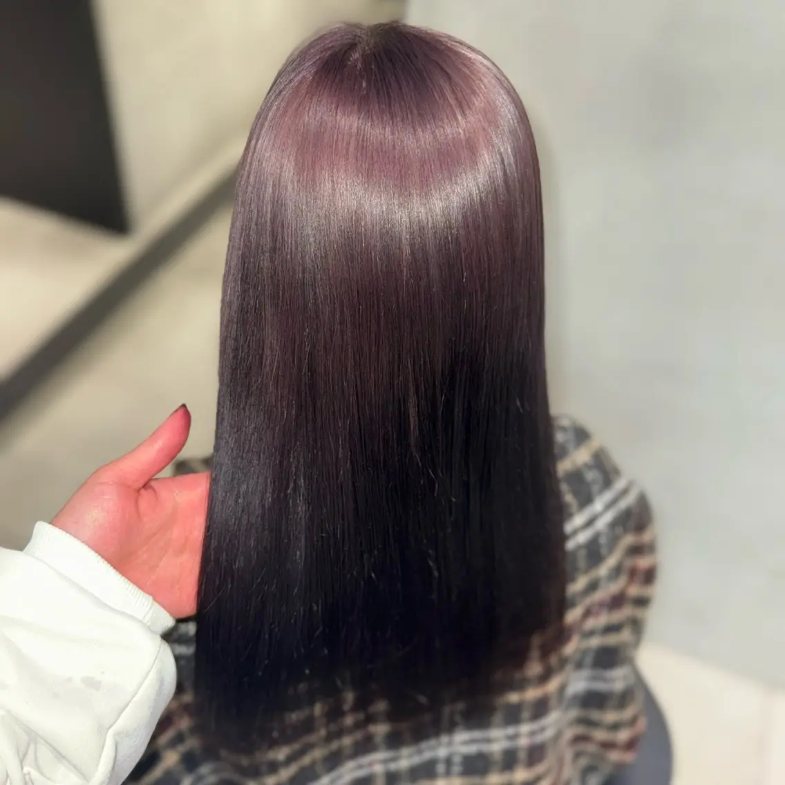 セミロング カラー ブラウンカラー ラベンダーカラー ラベンダーブラウン ヘアカラー 大阪 / ハイトーン/エクステのヘアスタイル