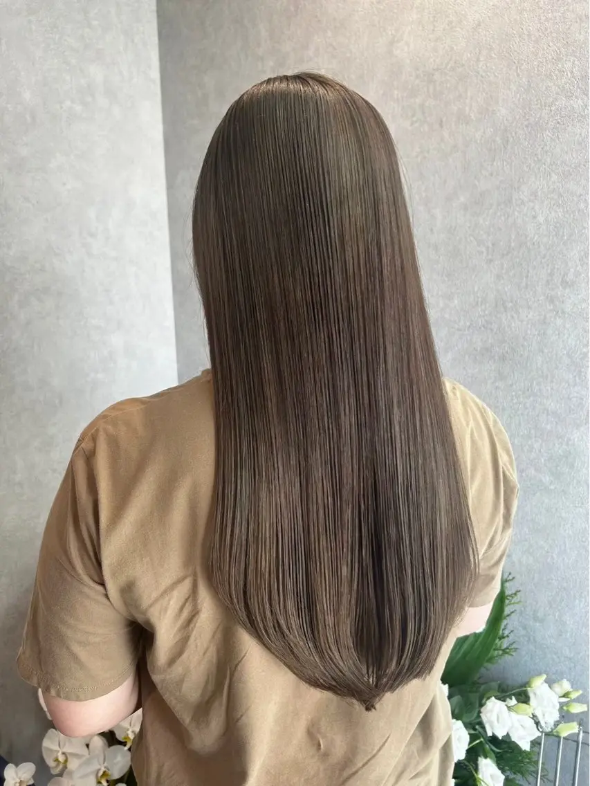 ロング ヘアカラー トリートメント qpulaあいみ 透明感カラーのヘアスタイル