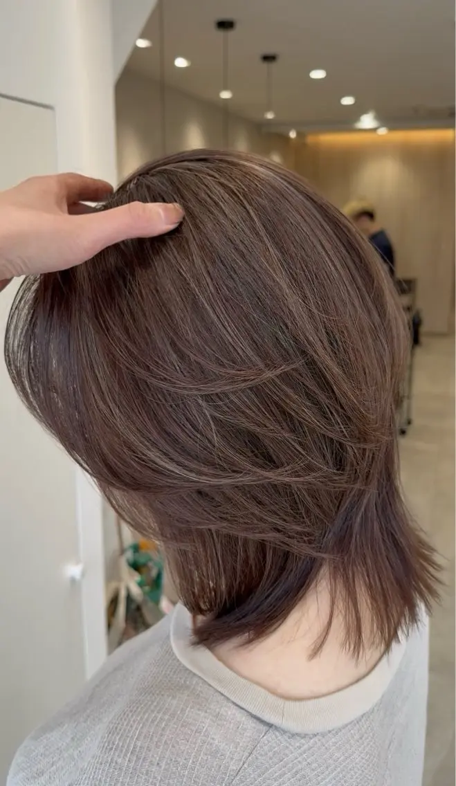 ミディアム ヘアカラー 深田 綾香のヘアスタイル