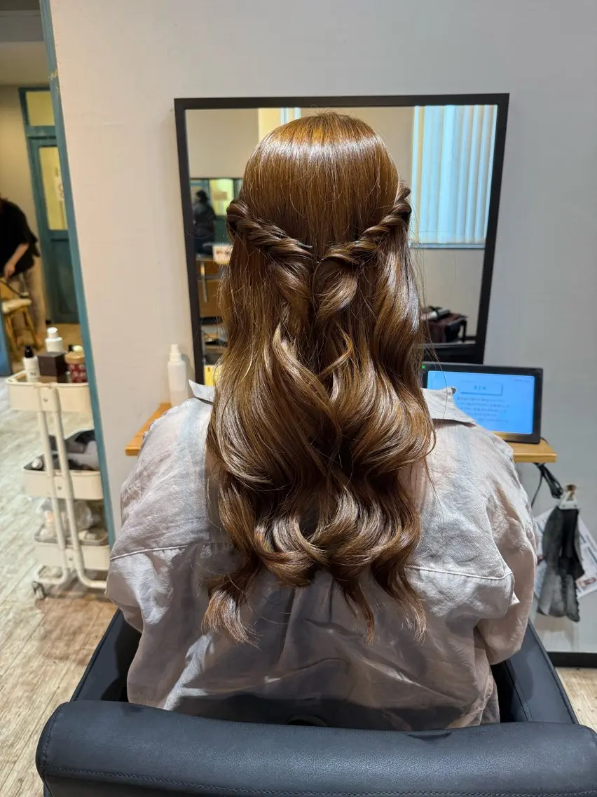 ロング ヘアアレンジ ハーフアップ ロング 加藤 まりえのヘアスタイル