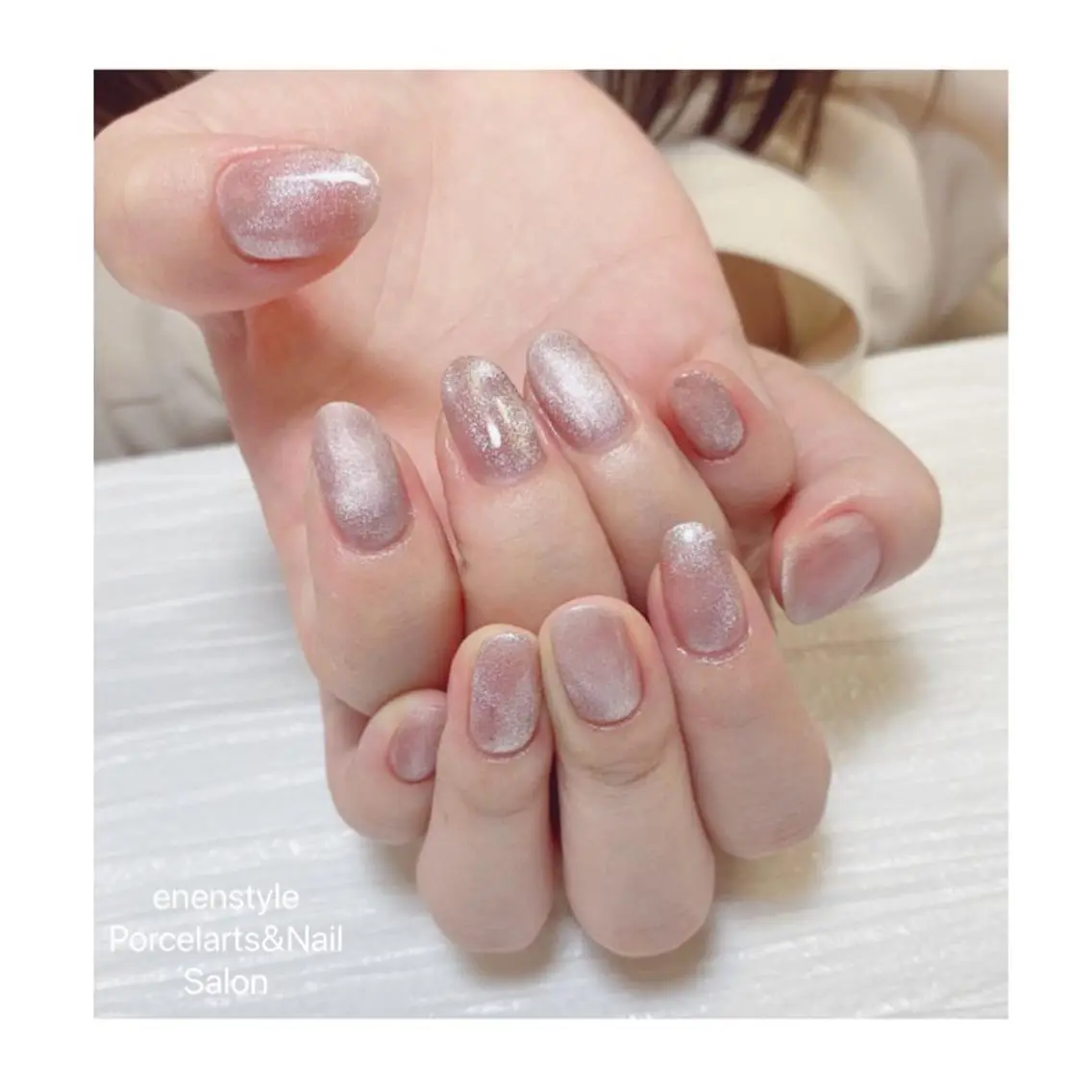 ミディアム ネイル ハンドネイル 🐾enen style 🐾のネイルデザイン