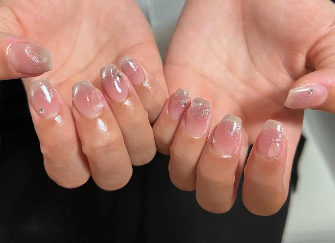 ネイル チークネイル マグネットネイル charmant nailのネイルデザイン