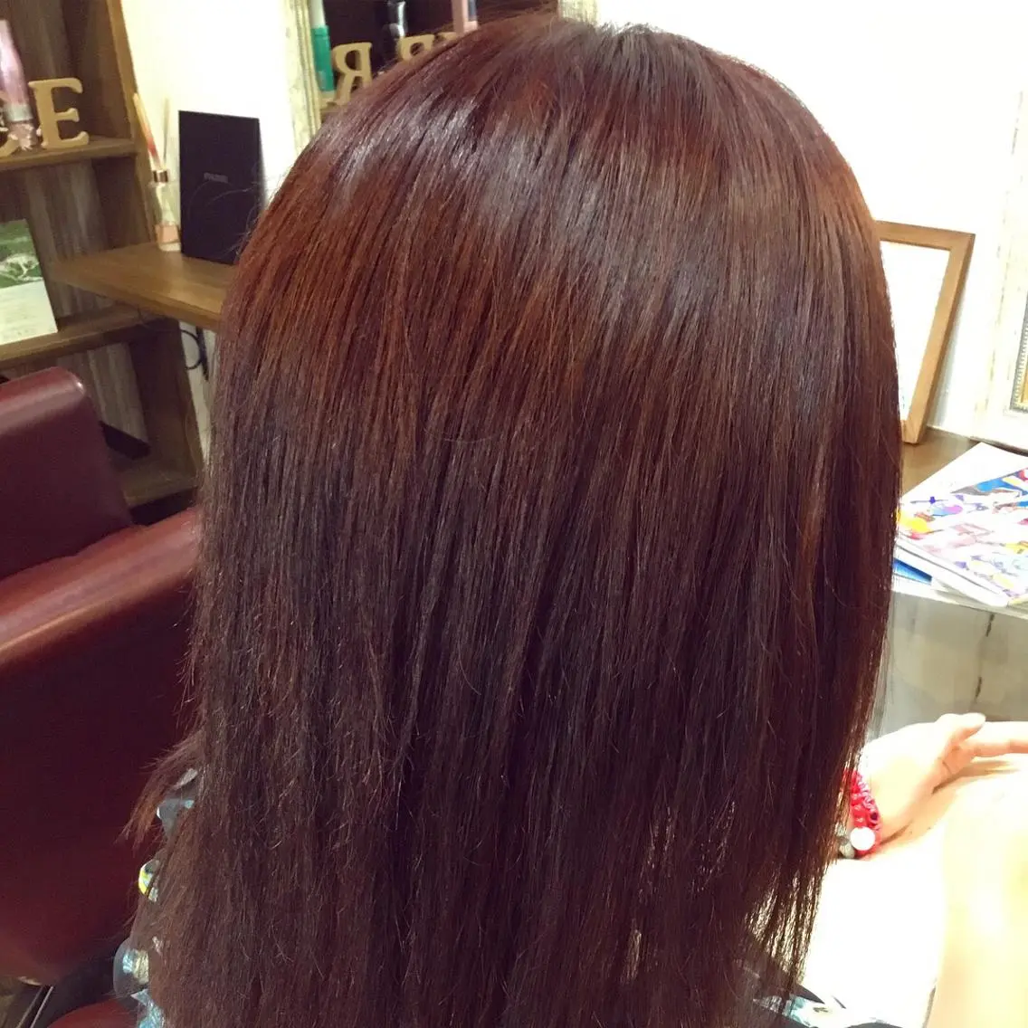 ミディアム カラー 金崎 新吾のヘアスタイル