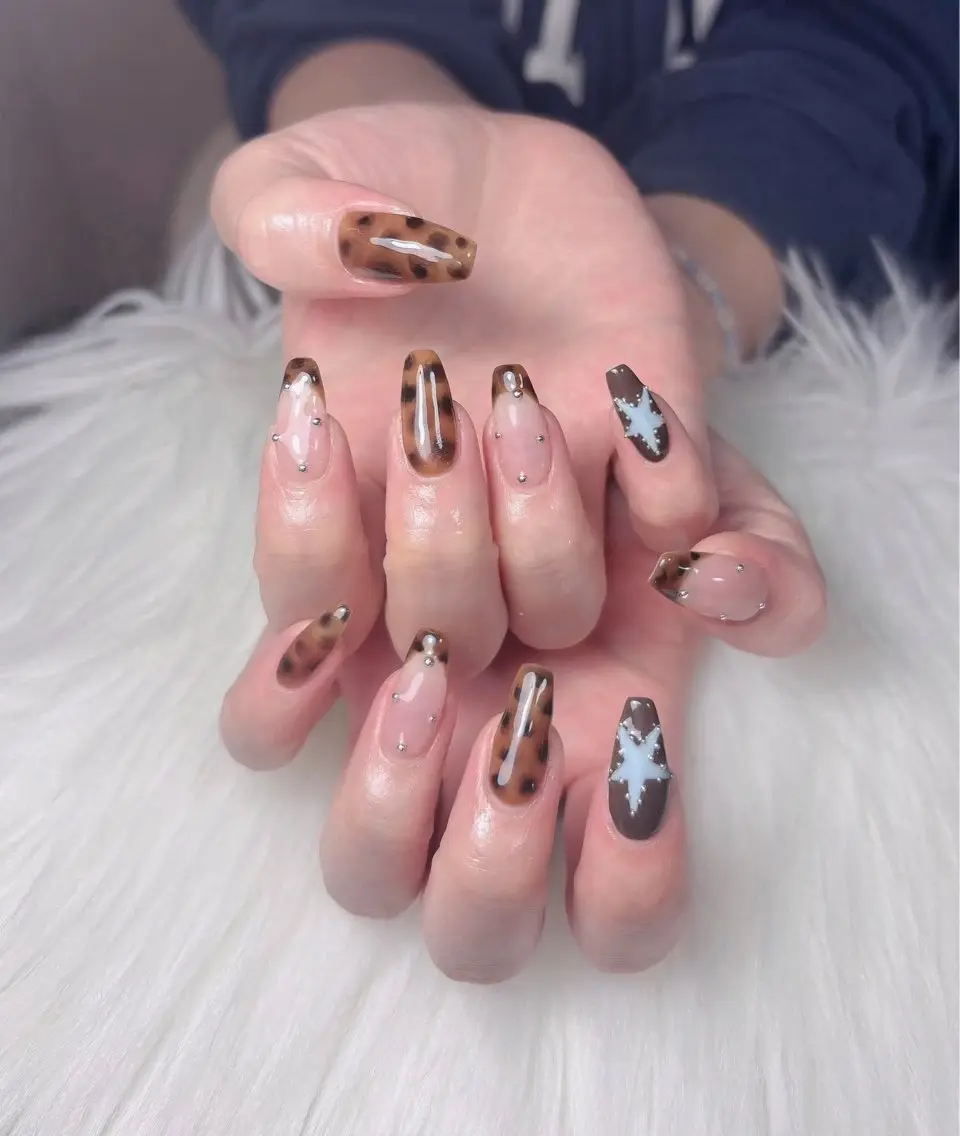 ネイル ハンドネイル Swan Nail Salonのネイルデザイン