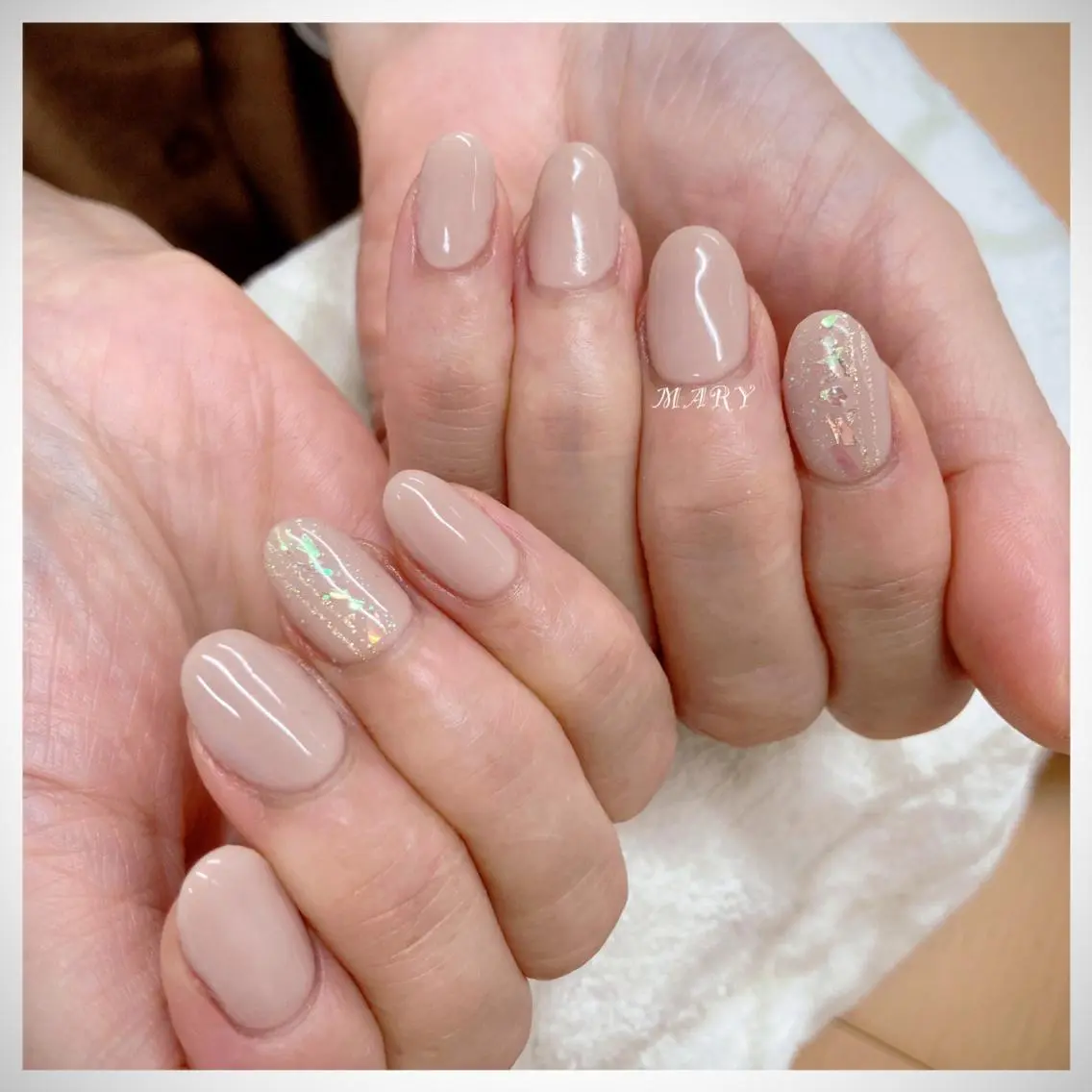 ネイル オーロラネイル ニュアンスネイル オフィスネイル ワンカラーネイル シンプルネイル Mary nail .narumiのネイルデザイン