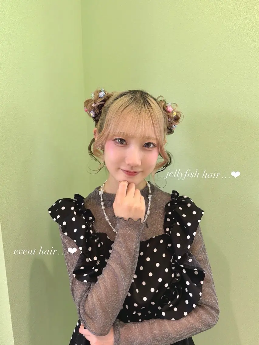 ヘアアレンジ ヘアセット エクステ🎀 暖色カラー🎀amiのヘアスタイル