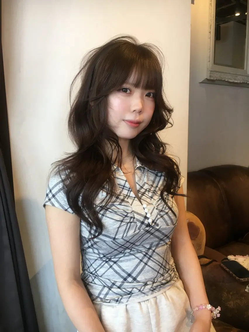ロング 顔周りカット ハイレイヤー レイヤーカット ロング 似合わせカット カット ヘアカラー 奈良 伶華のヘアスタイル