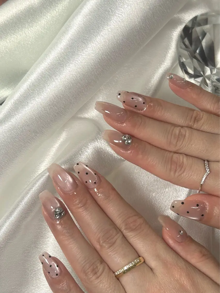 ネイル ハンドネイル haku 🤍のネイルデザイン