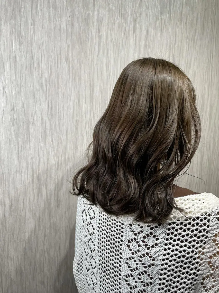 【🍀オイルグロスカラー🍀】カット✂️+イノアカラー💡の写真