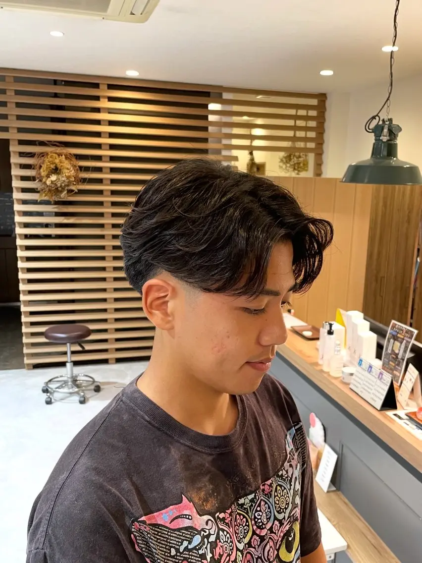 パーマ メンズ フェザーパーマ メンズパーマ ニュアンスパーマ カット パーマ PAPASS|尾頃 功明|メンズパーマのヘアスタイル