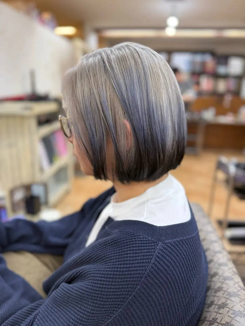 ミディアム カット ヘアカラー dolphin ownerのヘアスタイル