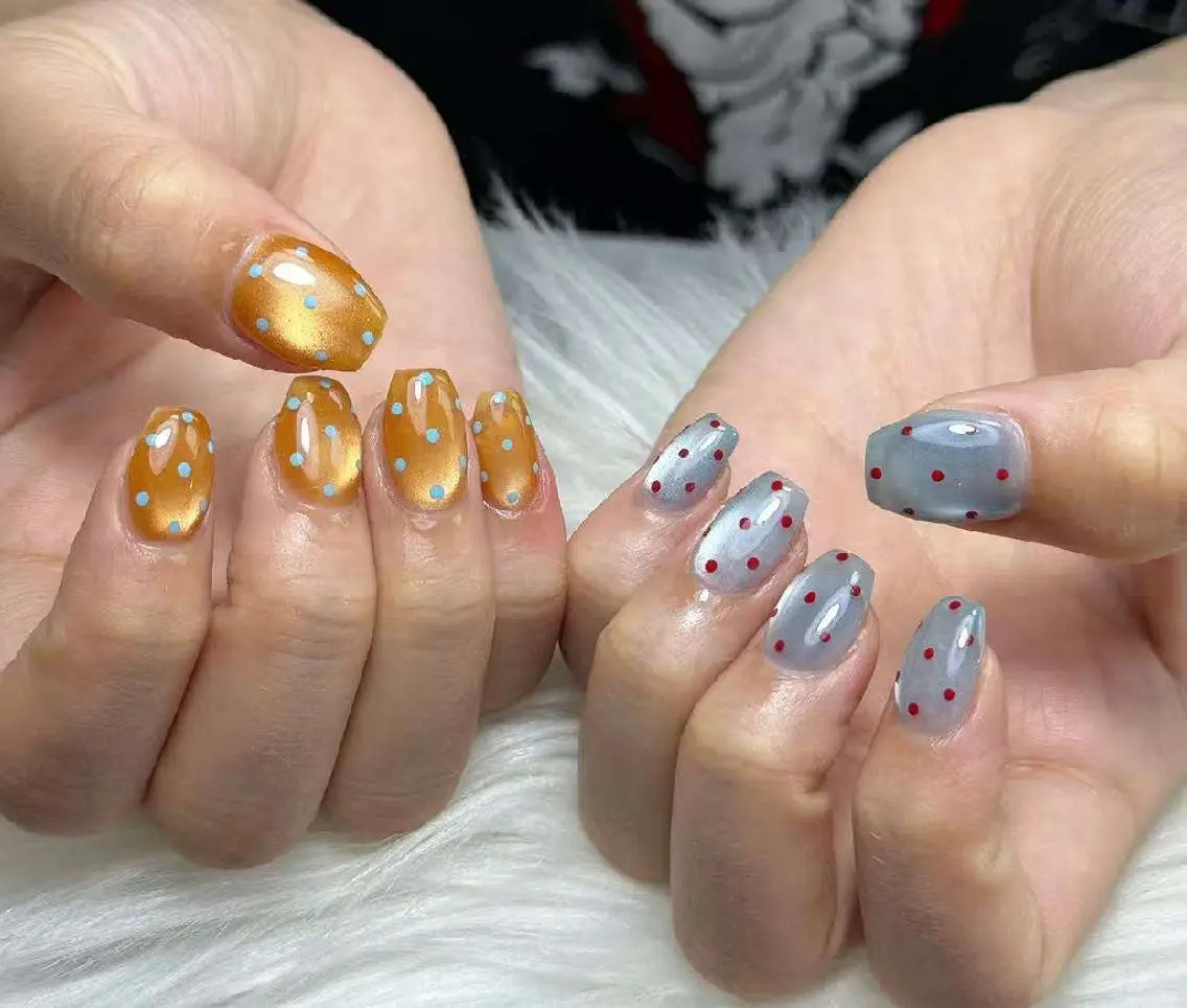 ネイル 小島 阿佑美のネイルデザイン