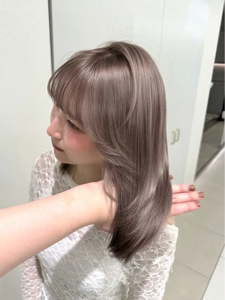 セミロング 高村 旭加のヘアスタイル