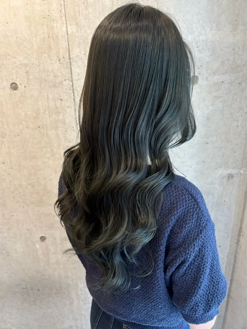 ロング カラー ROCCA hair eje. 千晴のヘアスタイル