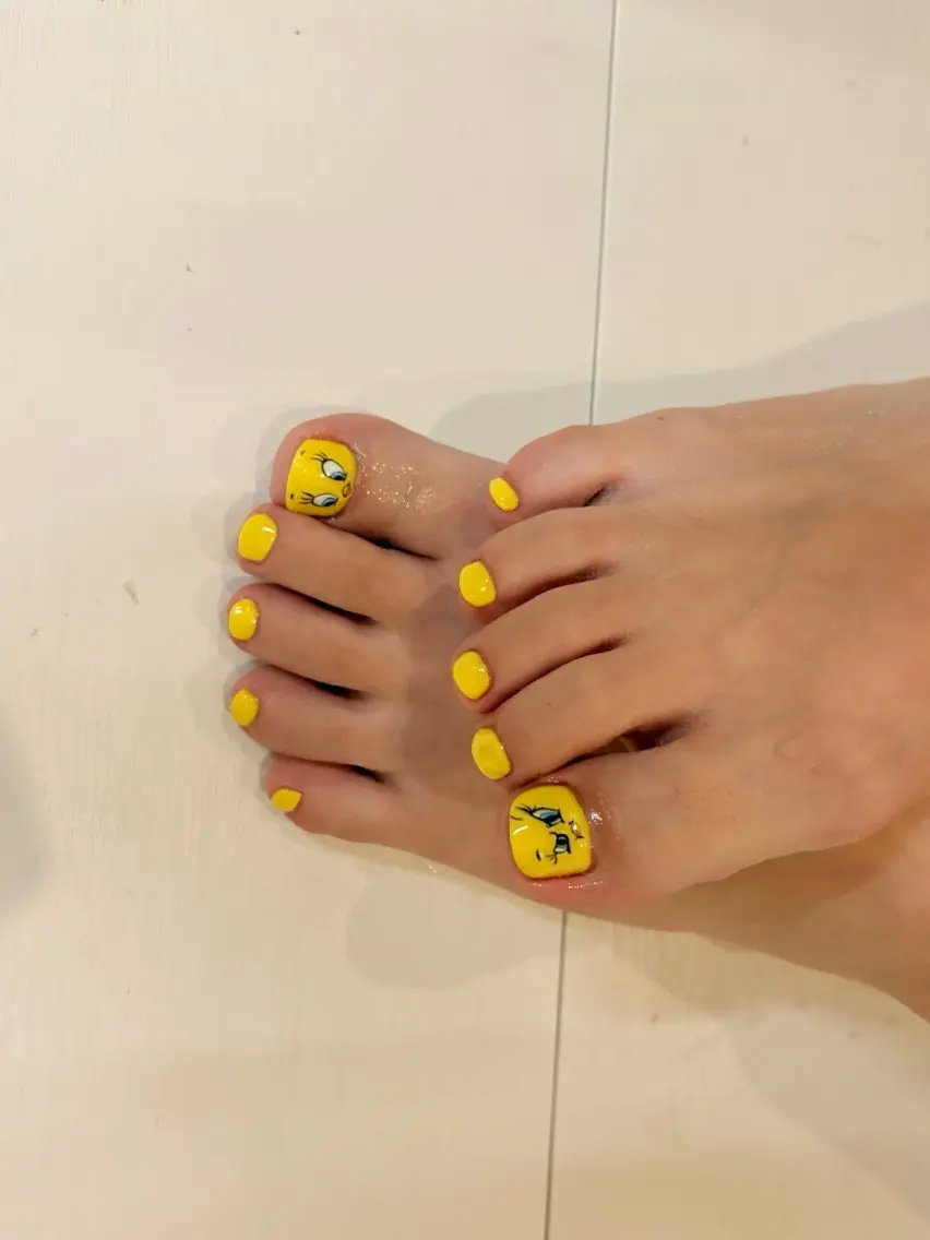 ネイル フットネイル 🤫噂のネイリスト Miyuuのネイルデザイン