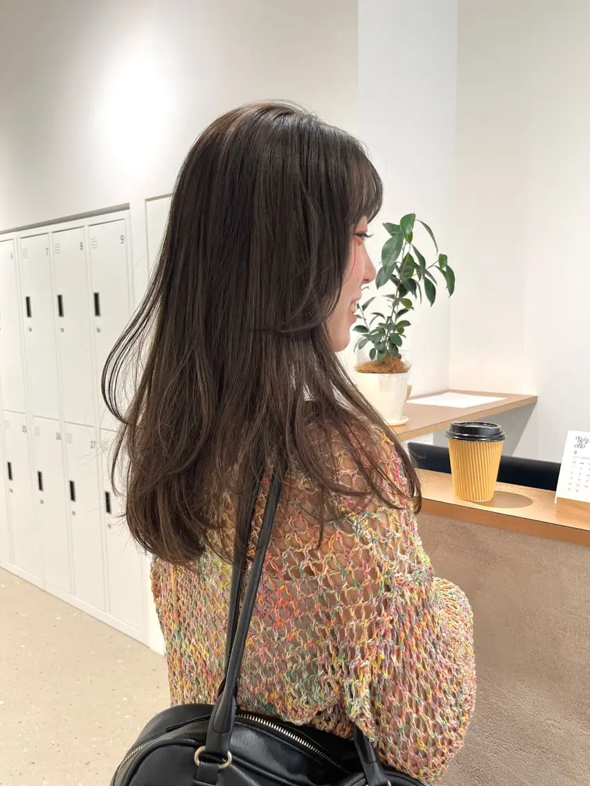 ロング ヘアカラー 小西 瑞穂のヘアスタイル
