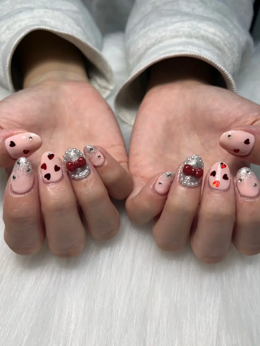 ネイル ハート リボン ハンドネイル お絵描きネイル Hanakoのネイルデザイン