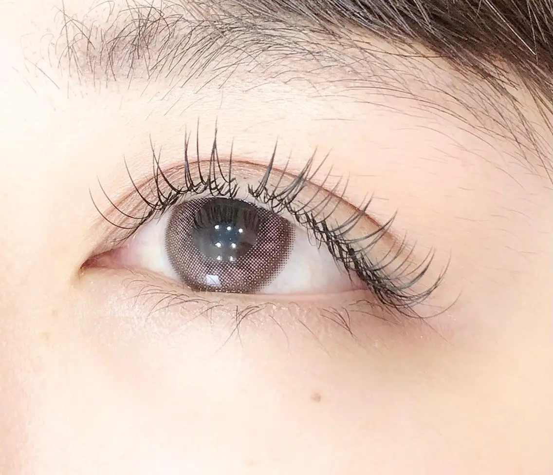 フラットラッシュ120本まで付け放題　3990円🌸ブラウンもあります！の写真