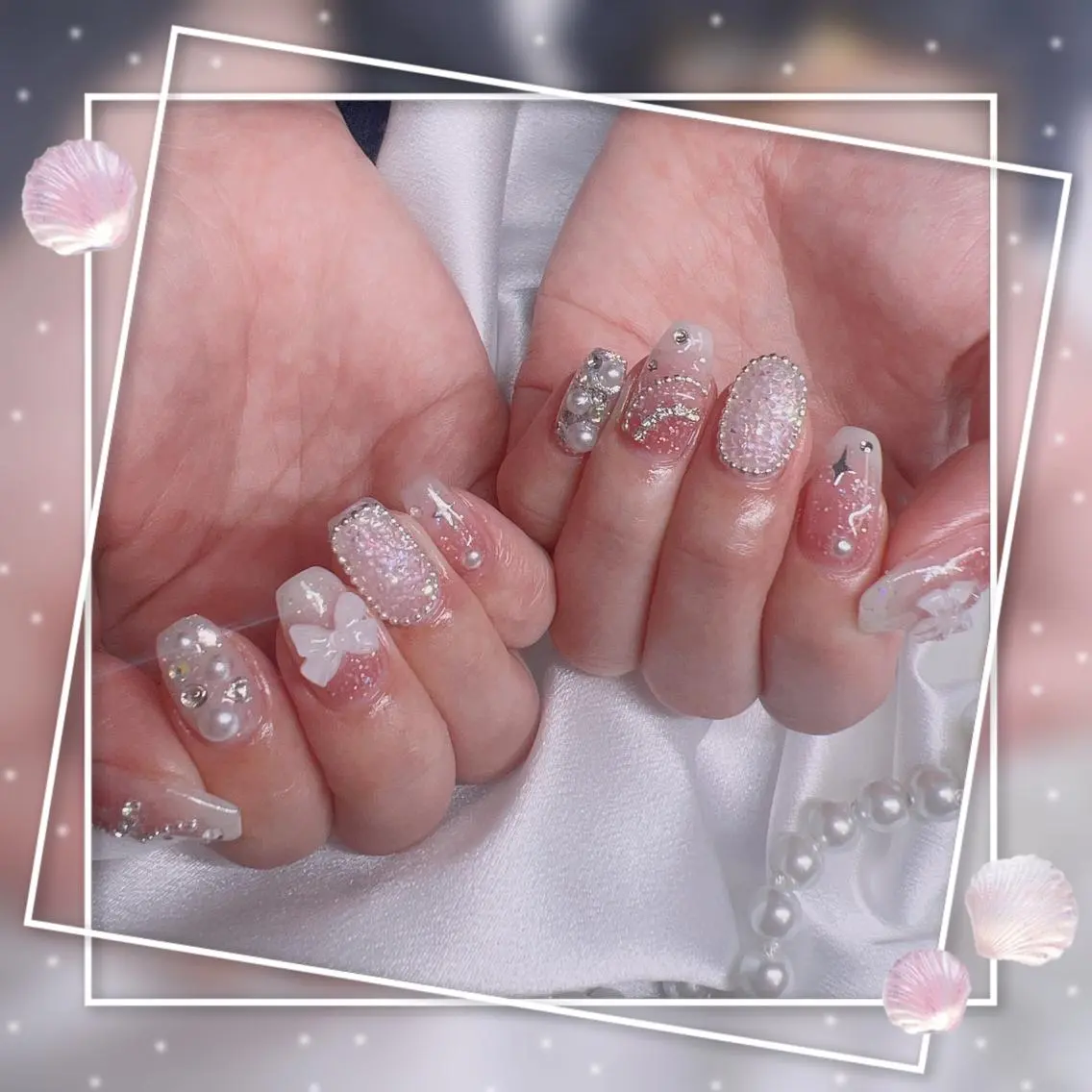 ネイル フレンチネイル キラキラネイル 韓国ネイル マグネットネイル マグネットフレンチ ハンドネイル ハンドケア Chill Nailsalonのネイルデザイン