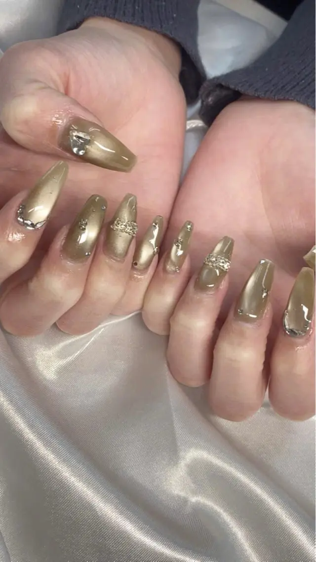 ネイル フレンチネイル グラデーション 韓国ネイル マグネットネイル ニュアンスネイル Hara Nail 【持ち込みOK】のネイルデザイン