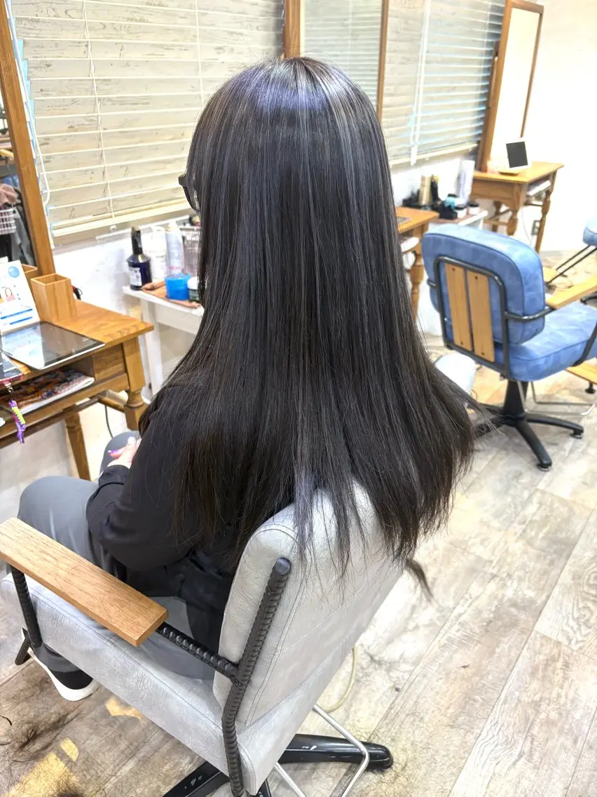 ロング アッシュ ハイライト カット ヘアカラー トリートメント 🤍2nd🤍田所 美希のヘアスタイル