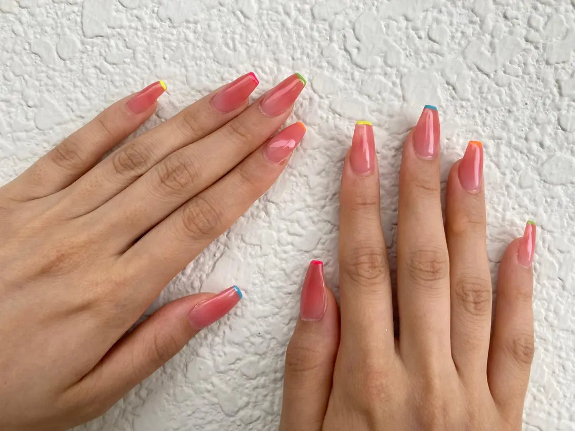 ロング ネイル ハンドネイル フットネイル ✴︎ Delightのネイルデザイン